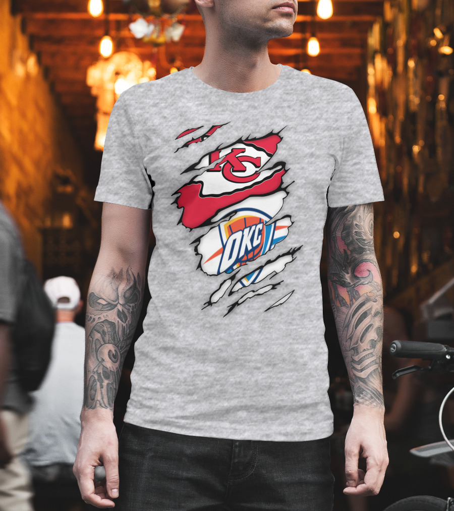 Kansas City Chiefs Okc Thunder Logos Overlapping Sports Crossover T-Shirt