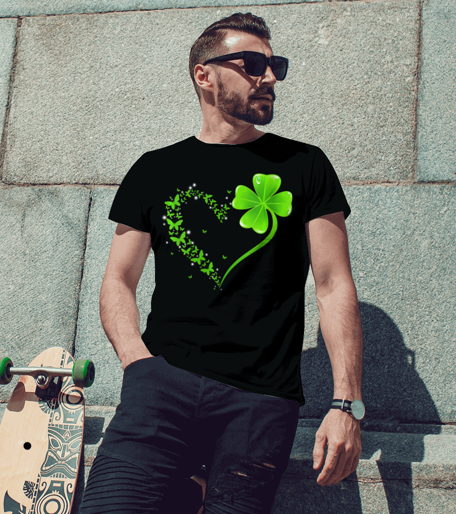 Heart Shamrock Butterfly St Patrick's Day Green Clover T-Shirt