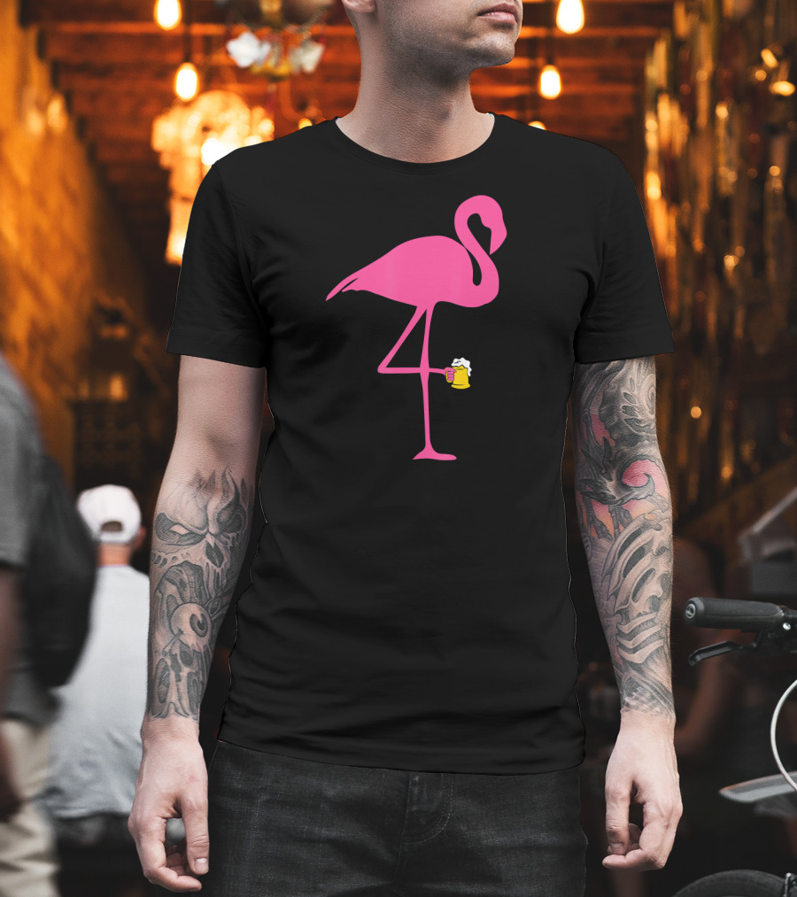 Flamingo Holding Beer Mug Lover T-Shirt