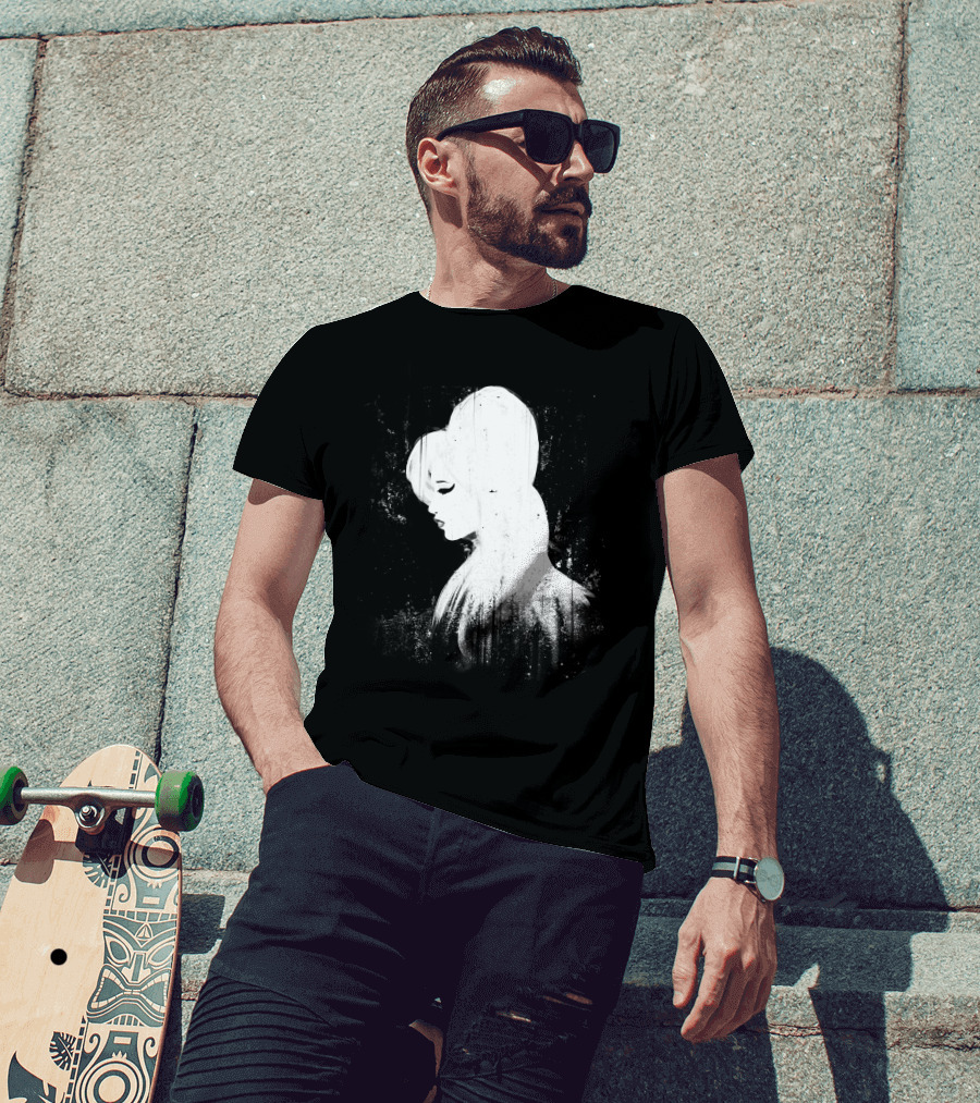 Amy Winehouse Back To Black Silhouette Iconic T-Shirt