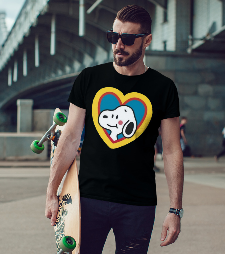 Snoopy Heart Love Peanuts Cartoon T-Shirt