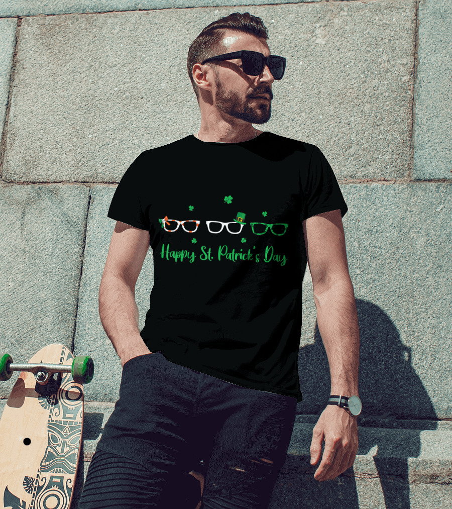 Happy St Patrick's Day Optometrist Glasses Shamrock Hat T-Shirt