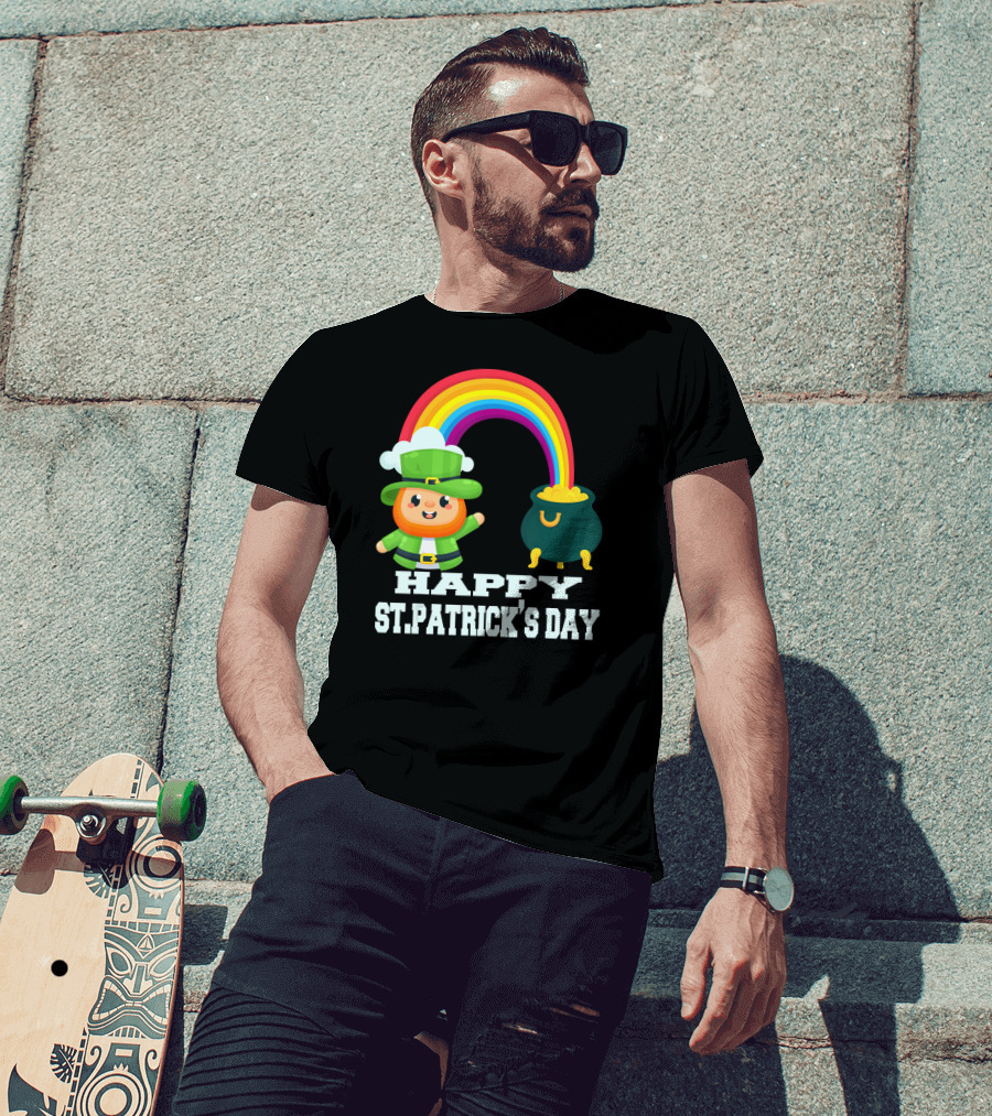 HAPPY ST. PATRICK'S DAY Rainbow Leprechaun Pot Of Gold T-Shirt