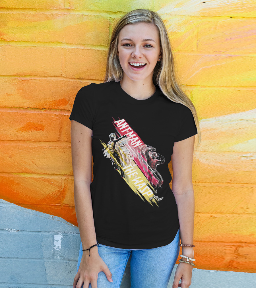 Ant-Man And The Wasp Marvel Official Artwork Dynamic Motion T-Shirt