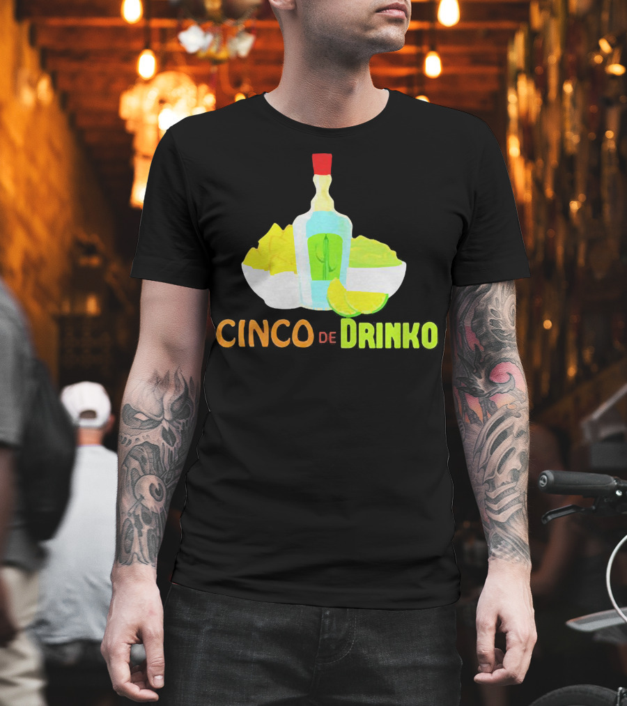 Cinco de Drinko Cinco de Mayo Wine Lemon Cocktail Bottle Lime Chips T-Shirt