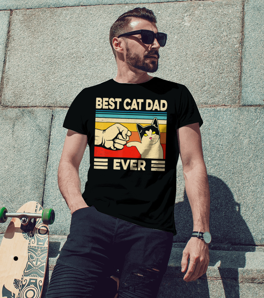 Best Cat Dad Ever Fist Bump Retro Cat T-Shirt