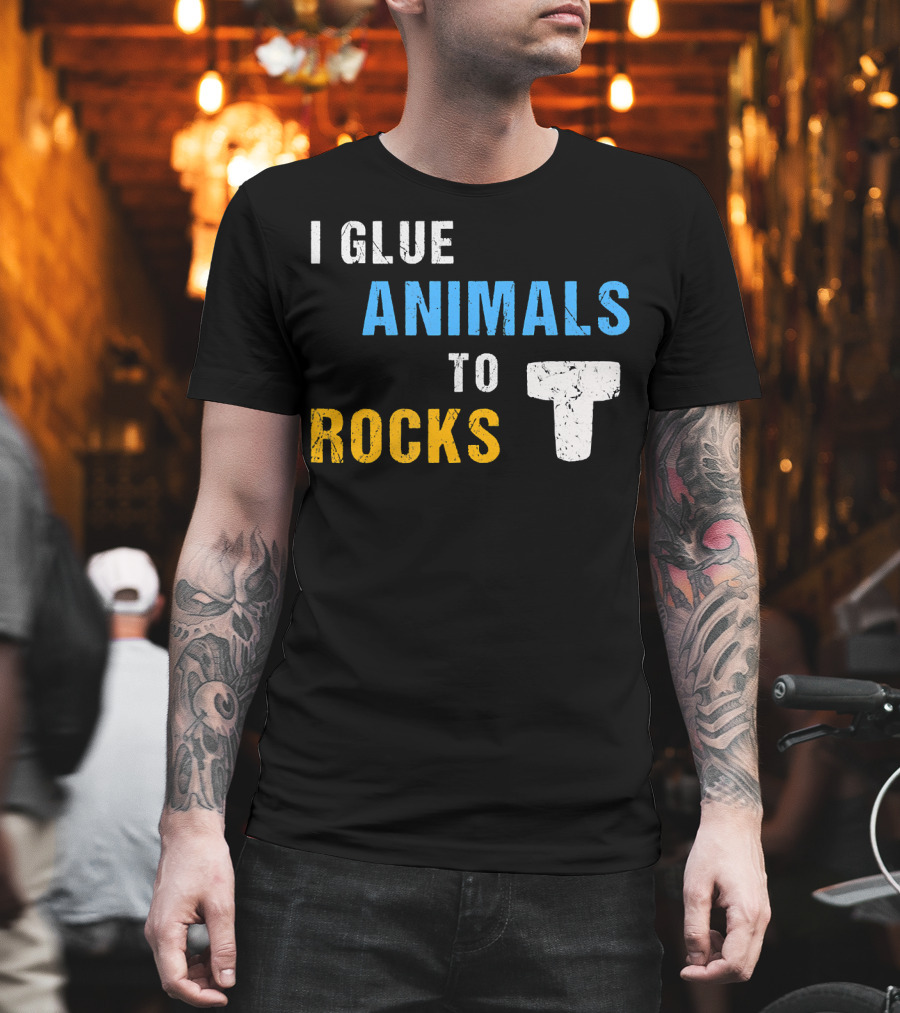 I Glue Animals To Rocks Saltwater Aquarium Fish Tank T-Shirt
