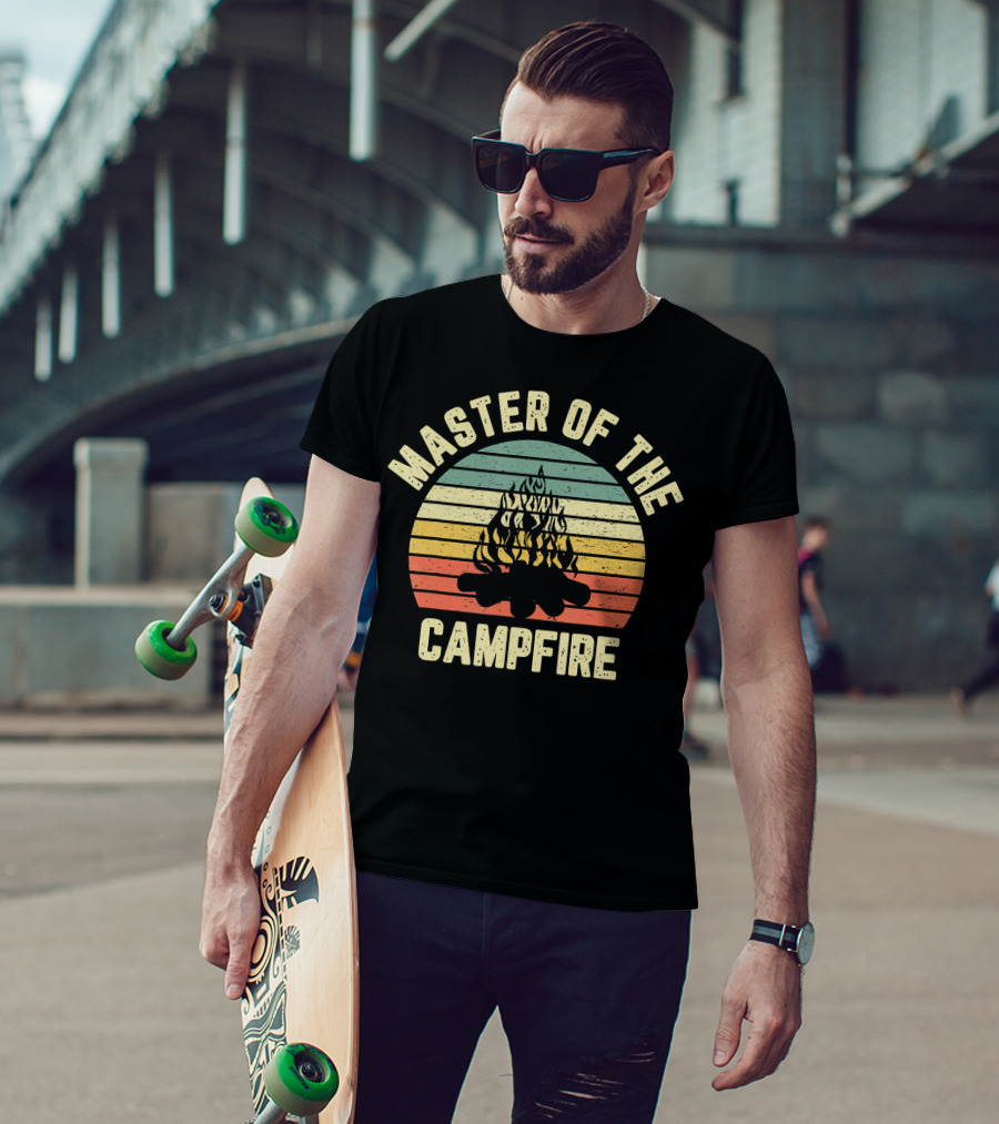 Master Of The Campfire Vintage Camper Retro Camping Fireside Expert T-Shirt