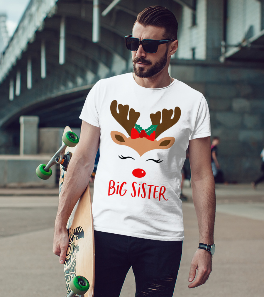 Big Sister Reindeer Christmas Matching Sibling Outfits T-Shirt