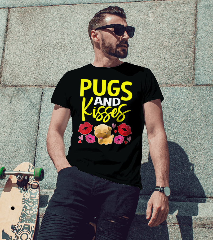 Pugs And Kisses Valentine For Girls Pug Lovers T-Shirt
