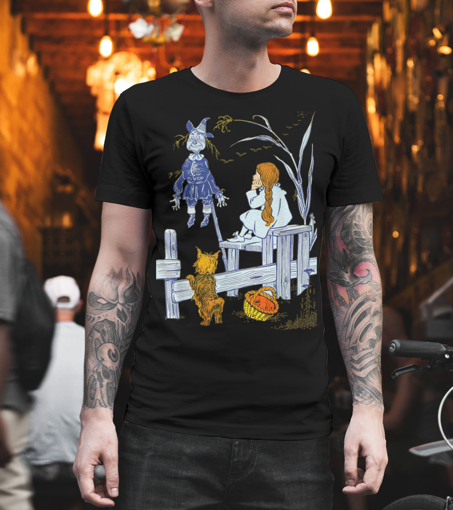Land Of Oz Classic Scarecrow With Toto And Wizard Themes T-Shirt