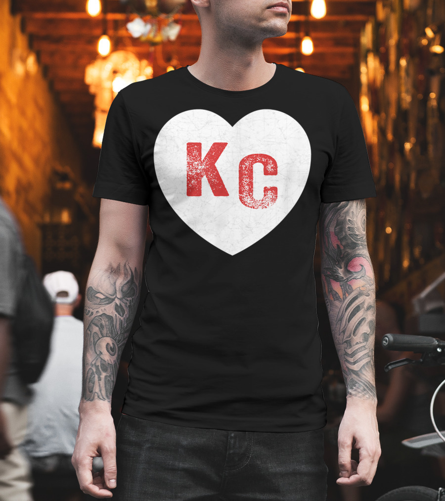 Vintage Red KC Heart Kansas City Love T-Shirt