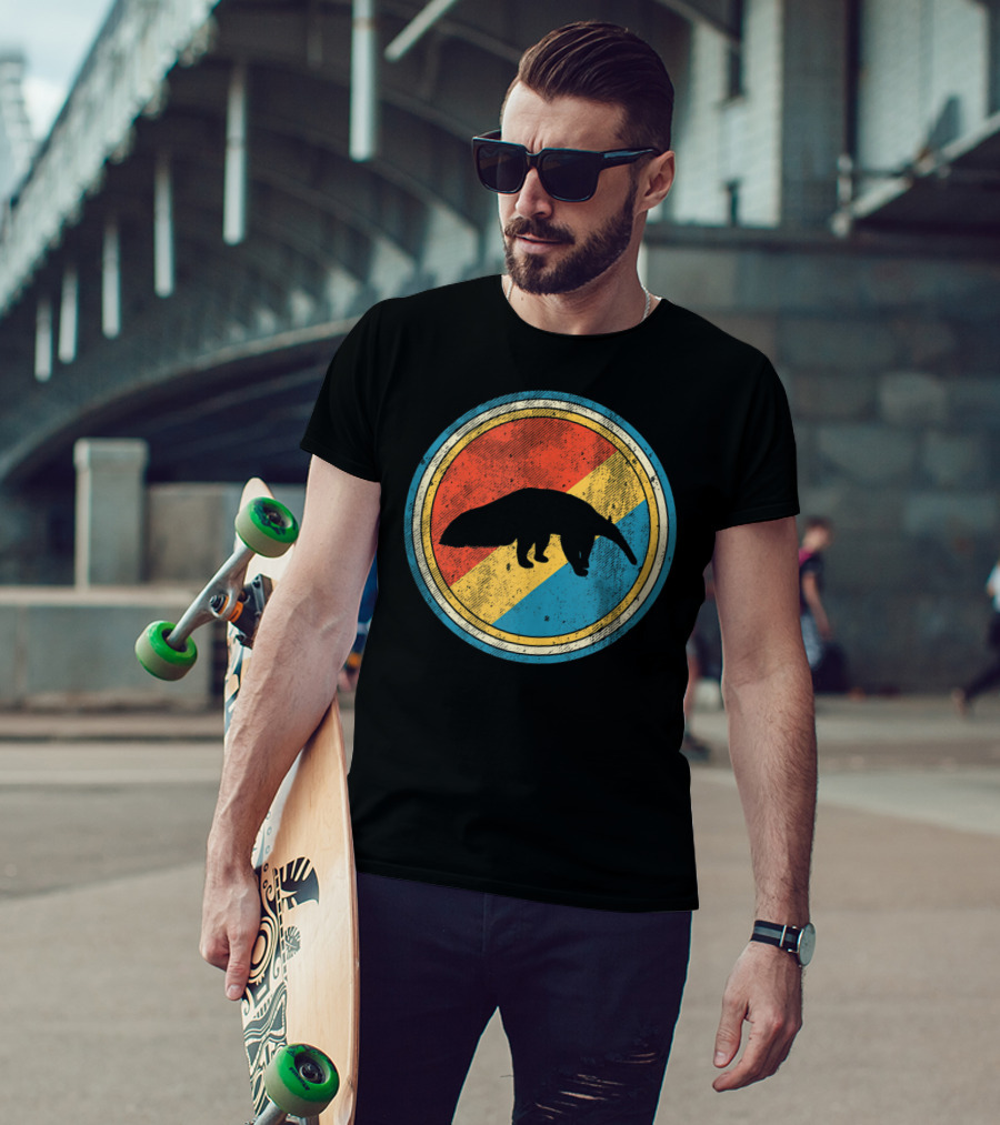 Vintage Retro Circle Giant Anteater Silhouette On Colorful Background T-Shirt
