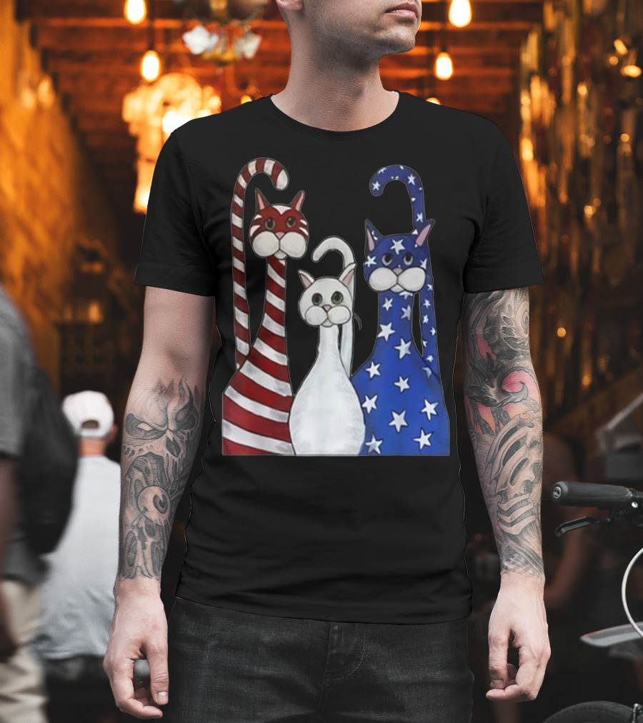 Cat American Flag USA Paws Patriotic Red White Blue Stars Stripes T-Shirt