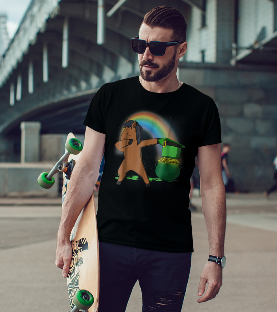 Dabbing Horse Leprechaun With Pot Of Gold And Rainbow T-Shirt