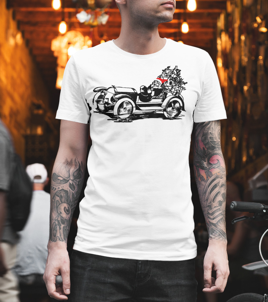 Santa Driving Vintage Car With Christmas Tree Load T-Shirt