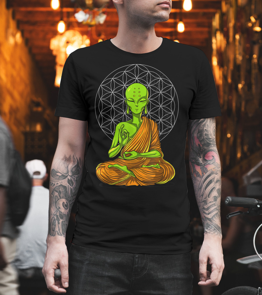 Alien Yoga Meditation Zen Namaste Buddha with Mandala Background T-Shirt