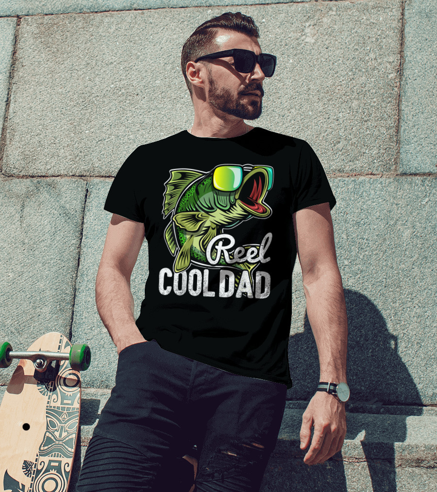 Reel Cool Dad Fishing Sunglasses Bass T-Shirt