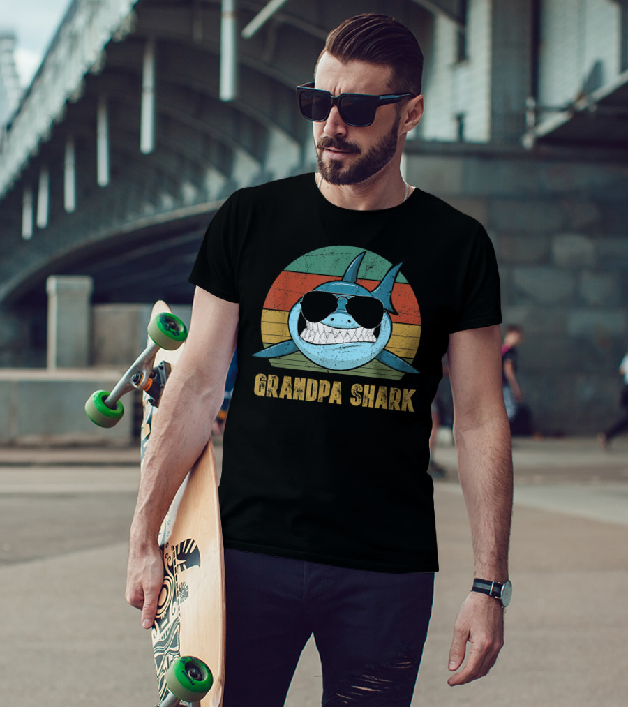 Grandpa Shark Vintage Retro Sunglasses T-Shirt
