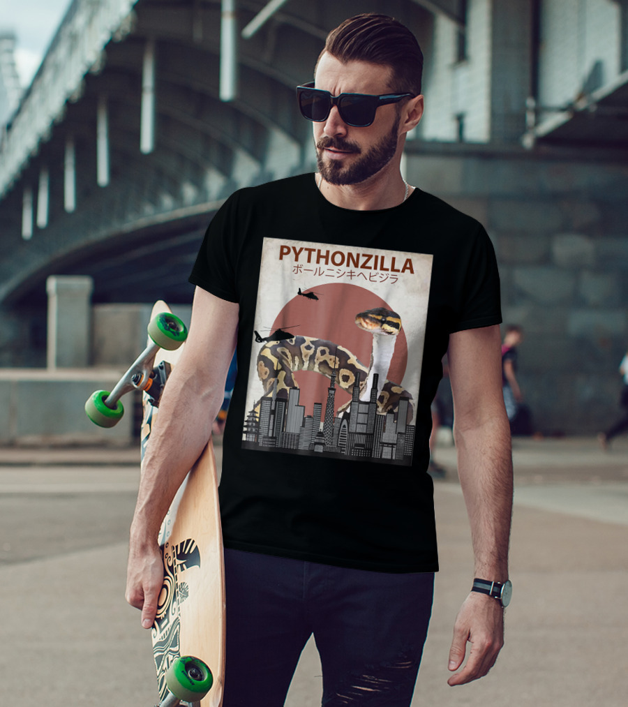 Pythonzilla Ball Python Funny Snake Skyline Helicopter Japanese Text T-Shirt
