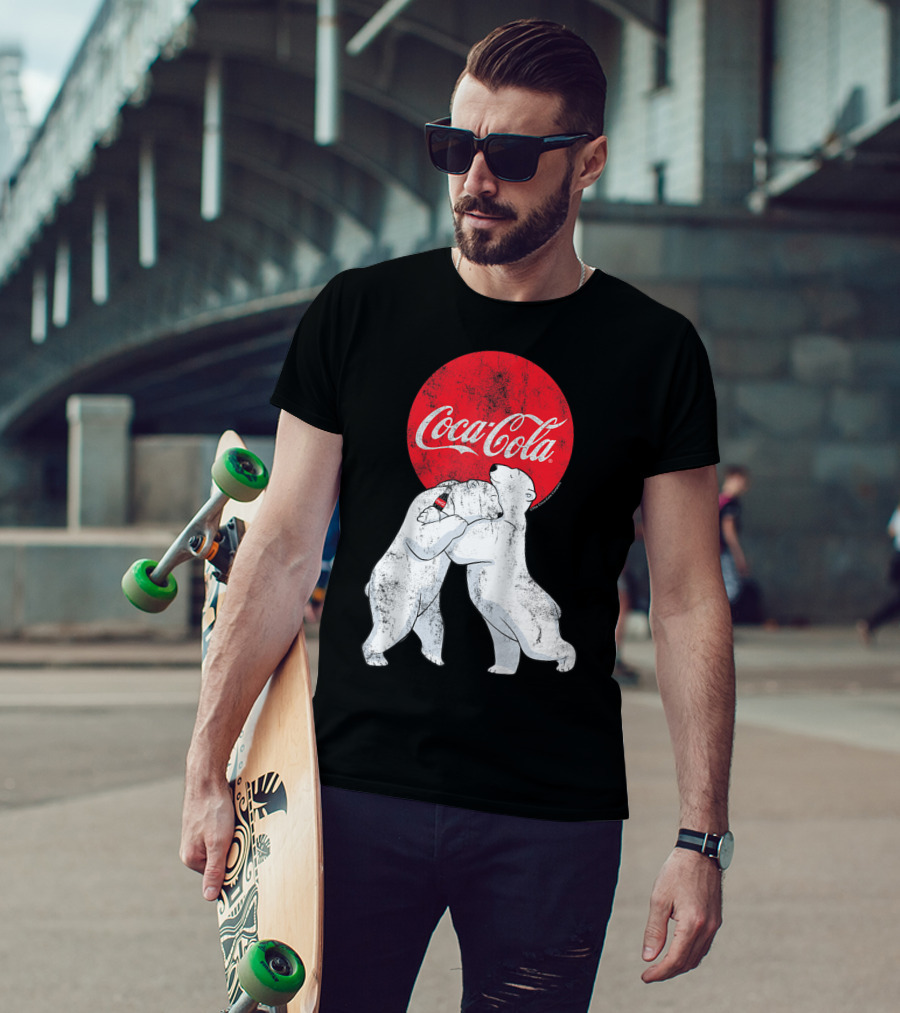 Coca-Cola Christmas Polar Bears Hugging With Red Circle Classic BL T-Shirt