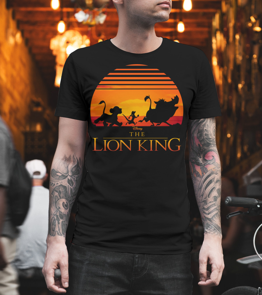 Disney The Lion King Classic Sunset Simba Timon Pumbaa T-Shirt