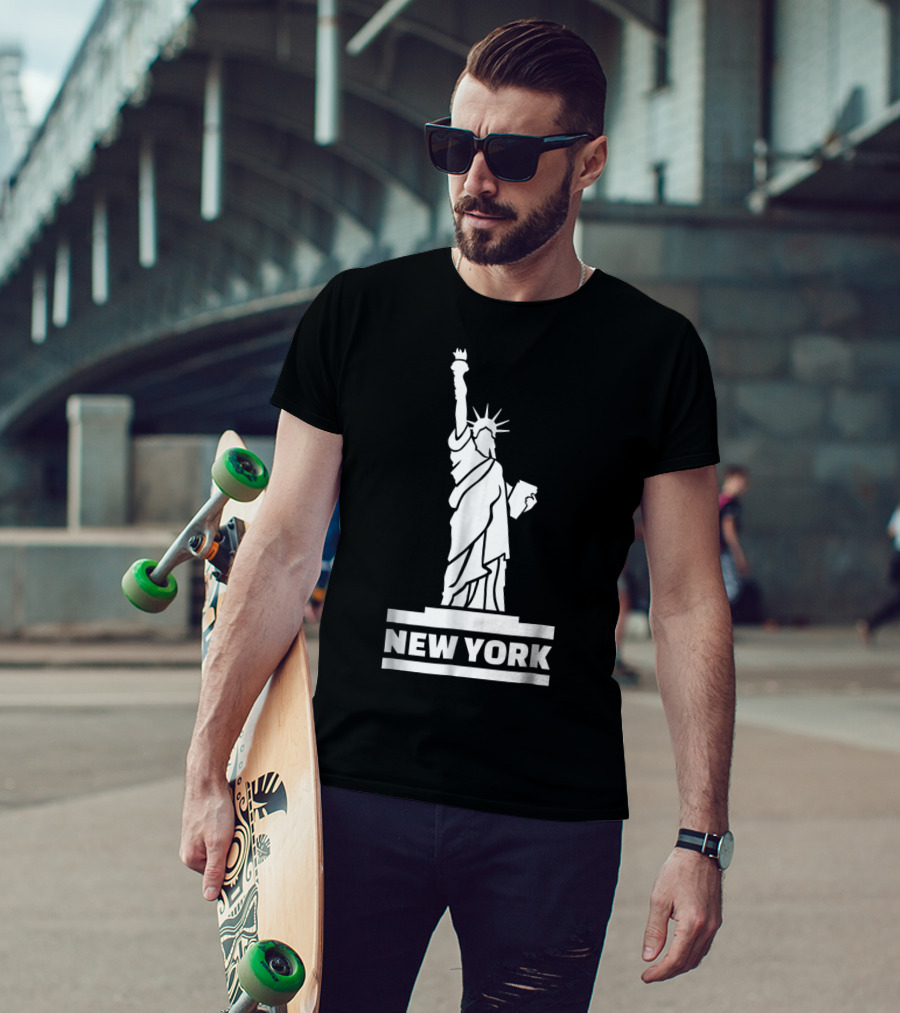 New York Statue Of Liberty T-Shirt