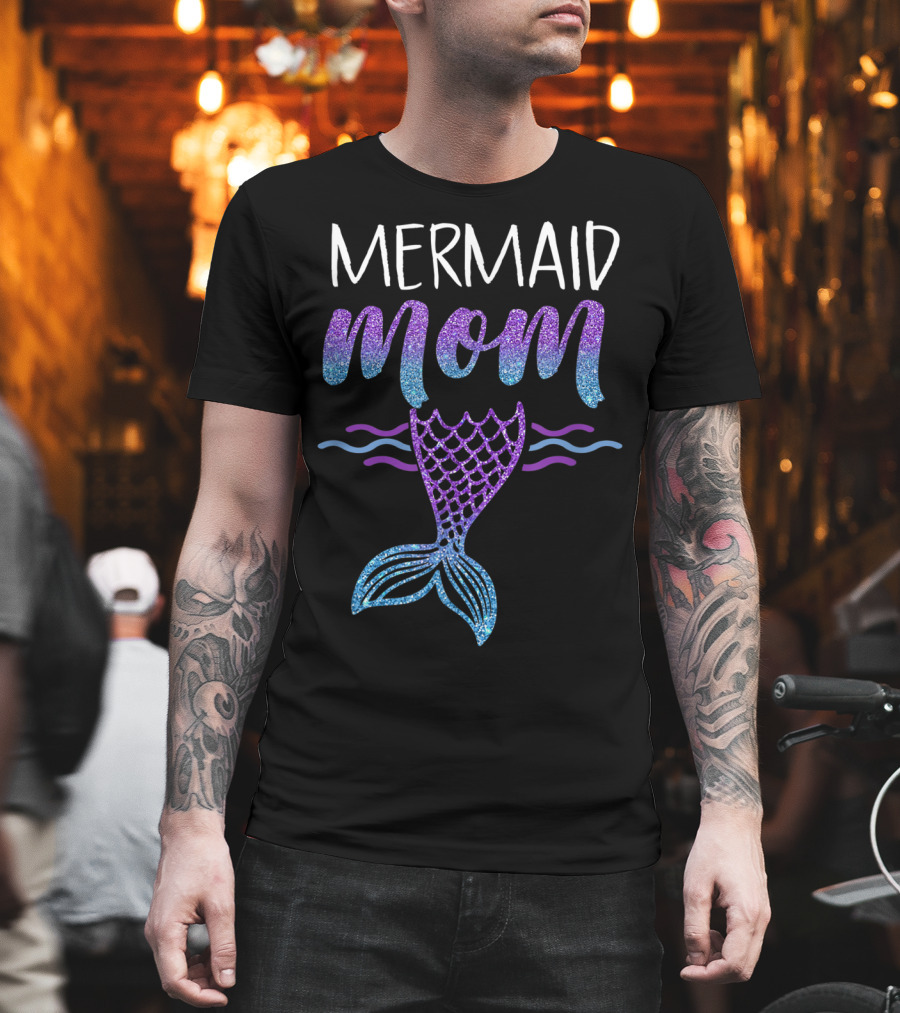 Mermaid Mom Glitter Tail Birthday Party T-Shirt
