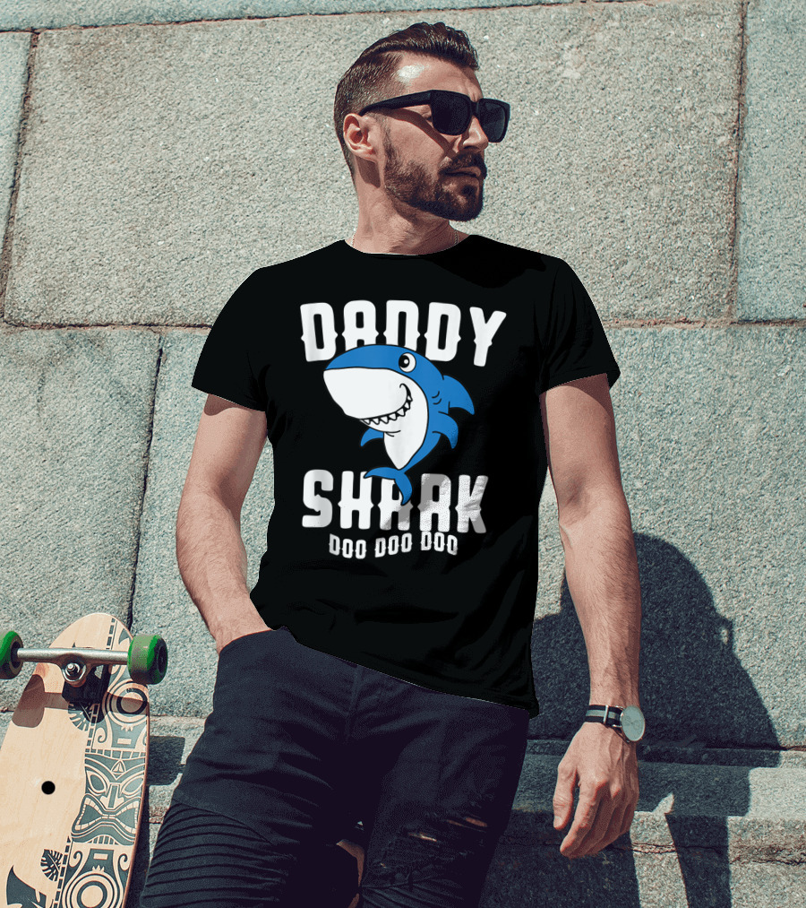 Daddy Shark Doo Doo Doo Husband Father's Day Gran T-Shirt