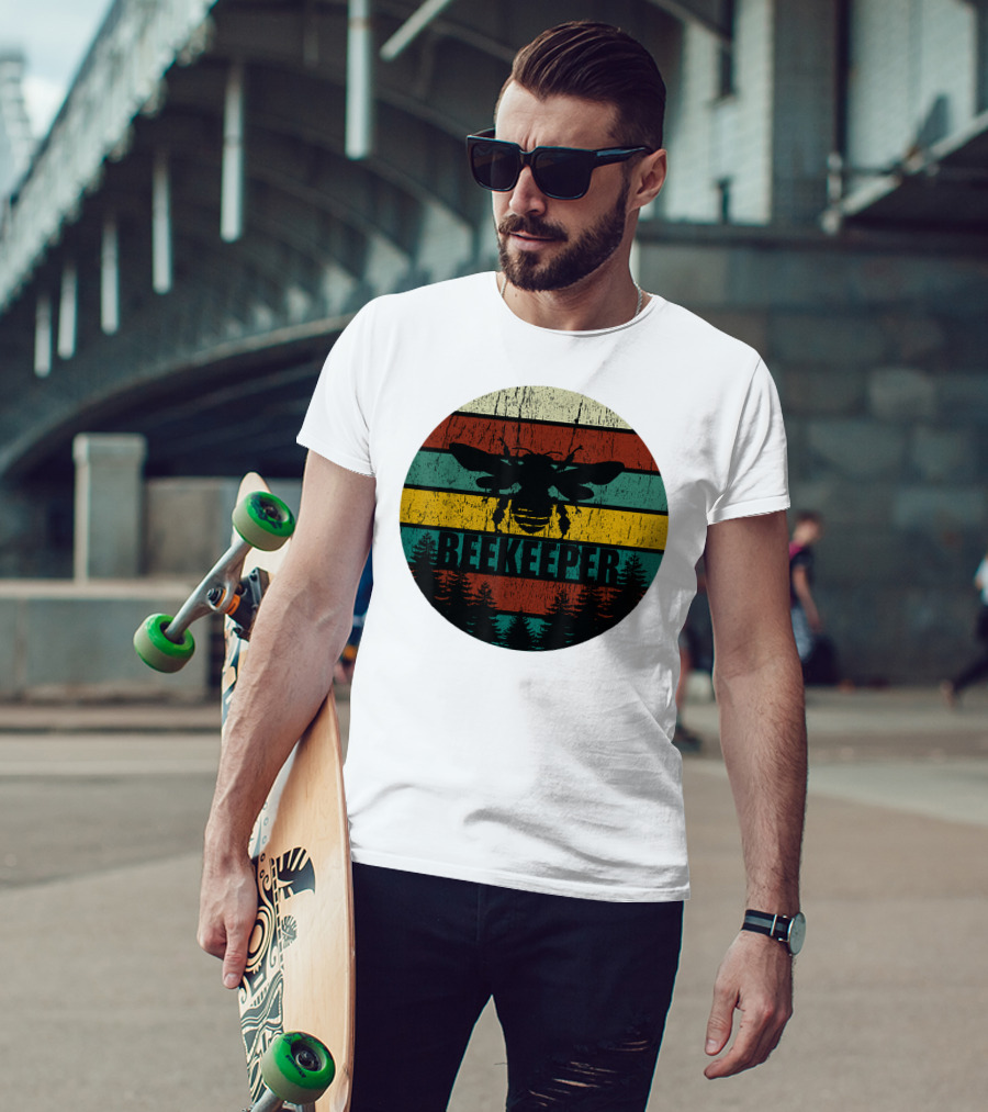 Retro Vintage Beekeeper Bee Stripes And Forest T-Shirt