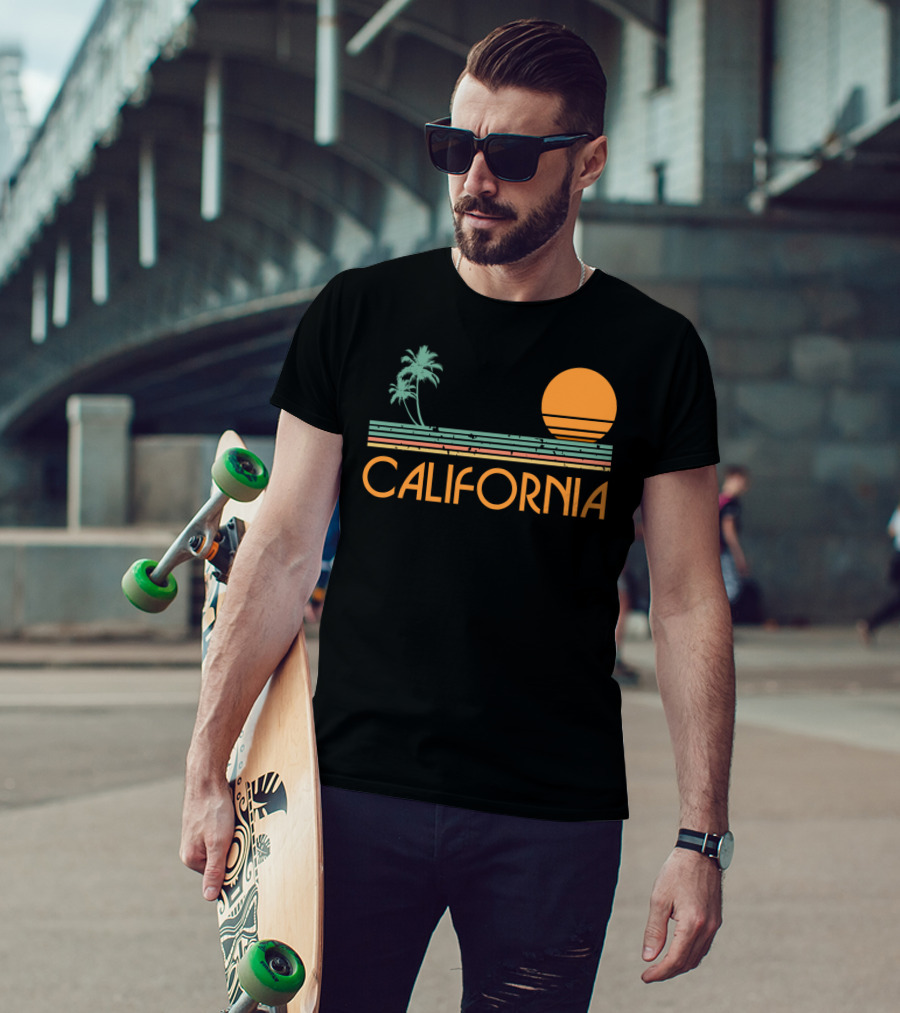 California Retro Sunset Palm Beach Vintage T-Shirt