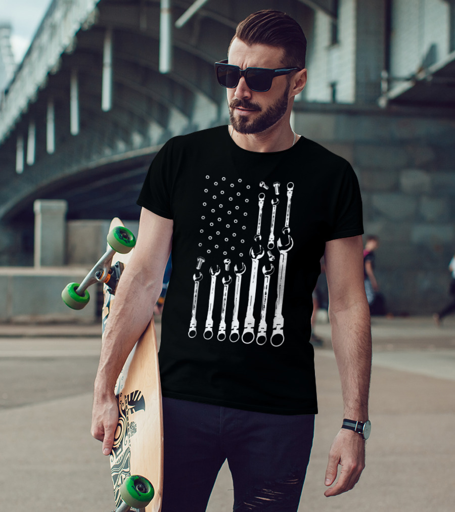 Mechanic Tools American Flag Patriotic USA T-Shirt