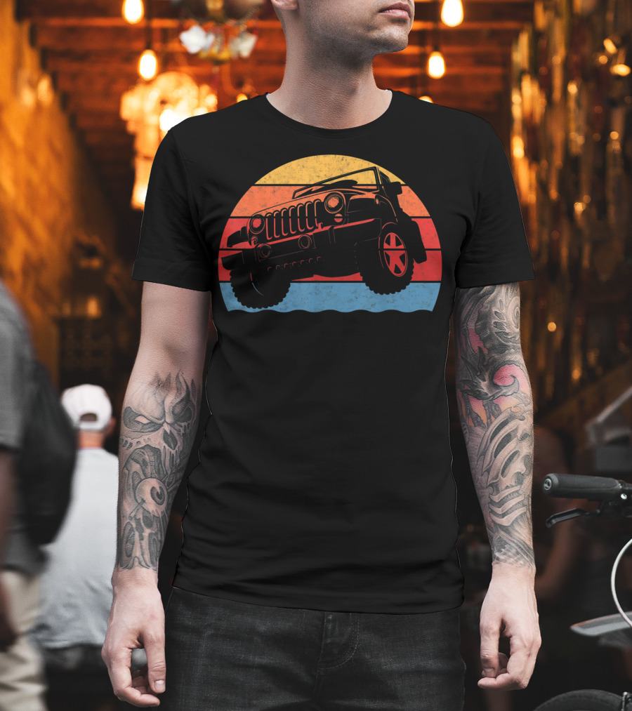 Retro Vintage Jeeps Great 4x4 70s Sunset Stripes T-Shirt