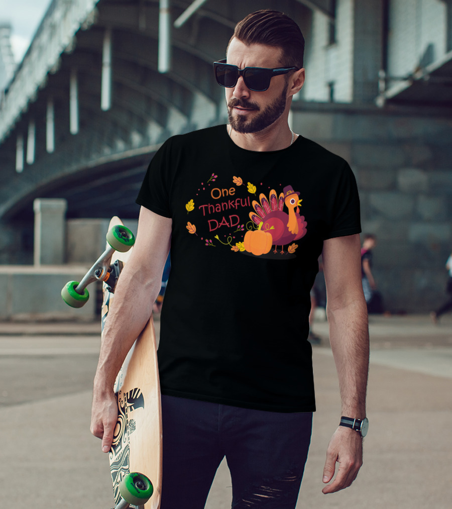 One Thankful Dad Turkey With Pumpkin And Autumn Leaves T-Shirt