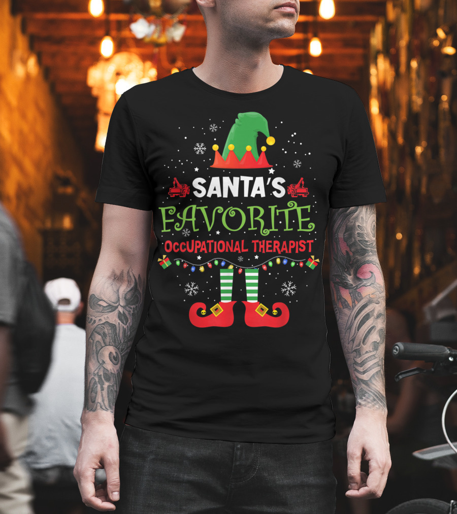 Santa's Favorite Occupational Therapist Merry Christmas Elf Hat Lights Snowflakes T-Shirt