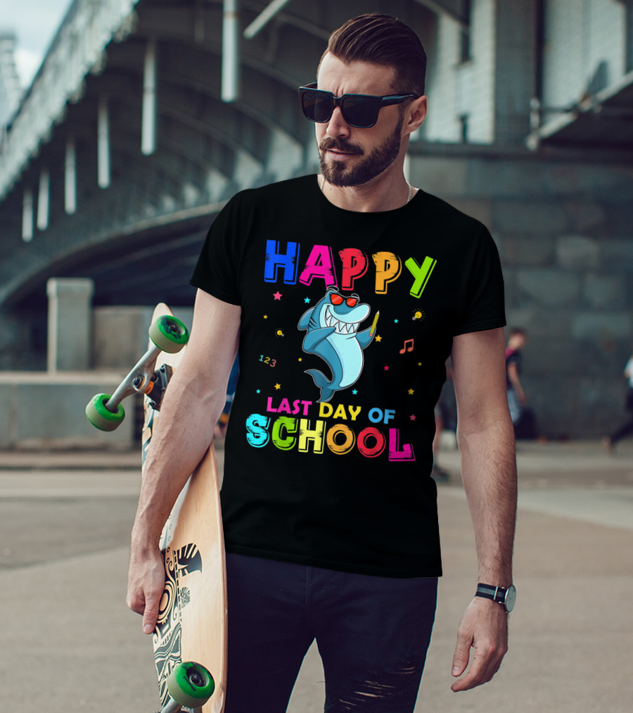 Happy Last Day Of School Dabbing Shark 123 Music Notes T-Shirt