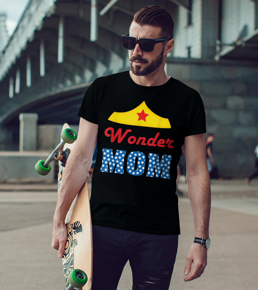I Love My Wonder Mom Superhero Star Crown T-Shirt