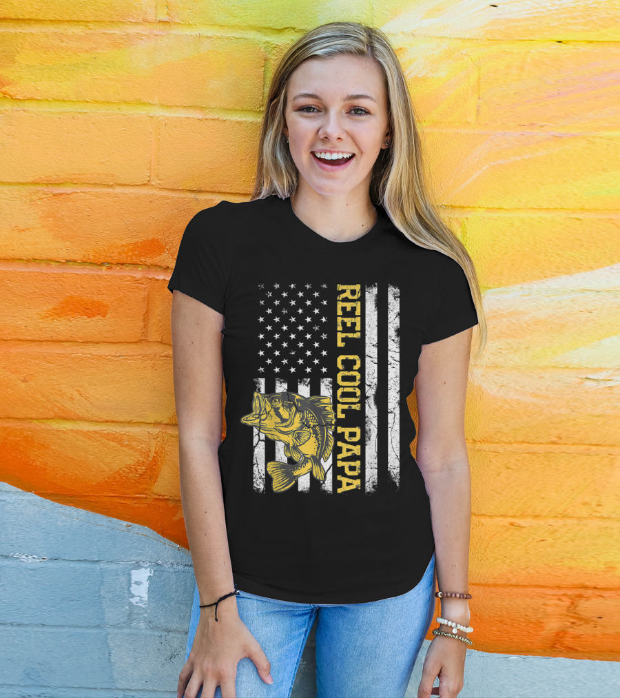 Father's Day Fishing Reel Cool Papa American Flag Bass T-Shirt