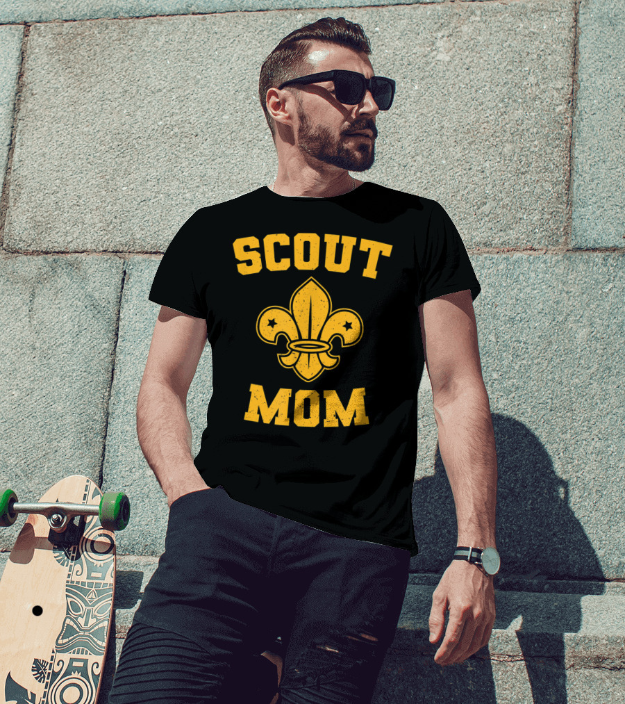 Scout Mom Scout Scouting Member Supporter Fleur-de-Lis T-Shirt