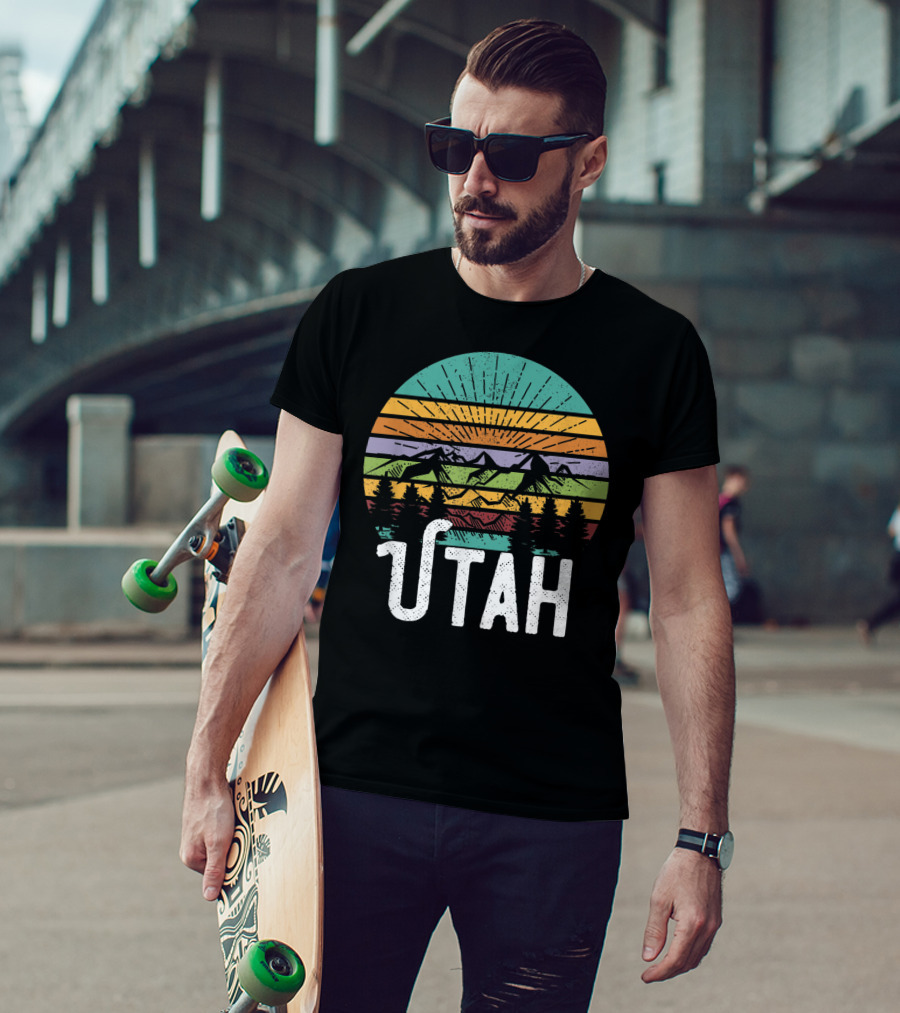 UTAH Vintage Mountain 70's 80's Style Retro Sunset Landscape T-Shirt