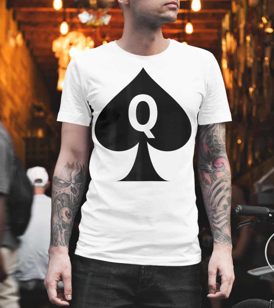Queen Of Spades Q Symbol Hotwife Clothing T-Shirt