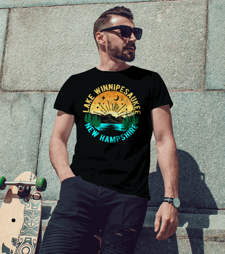 Lake Winnipesaukee New Hampshire Sunset Mountain Scene T-Shirt