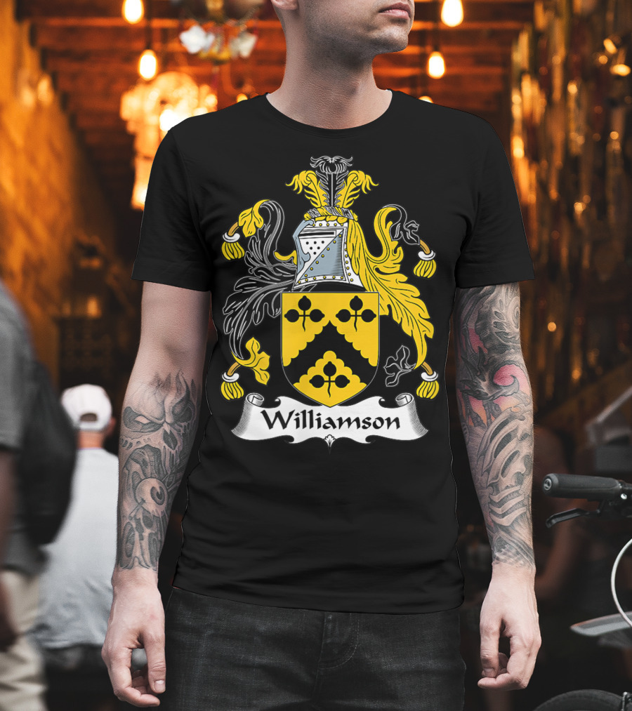 Williamson Family Crest Coat Of Arms Emblem T-Shirt