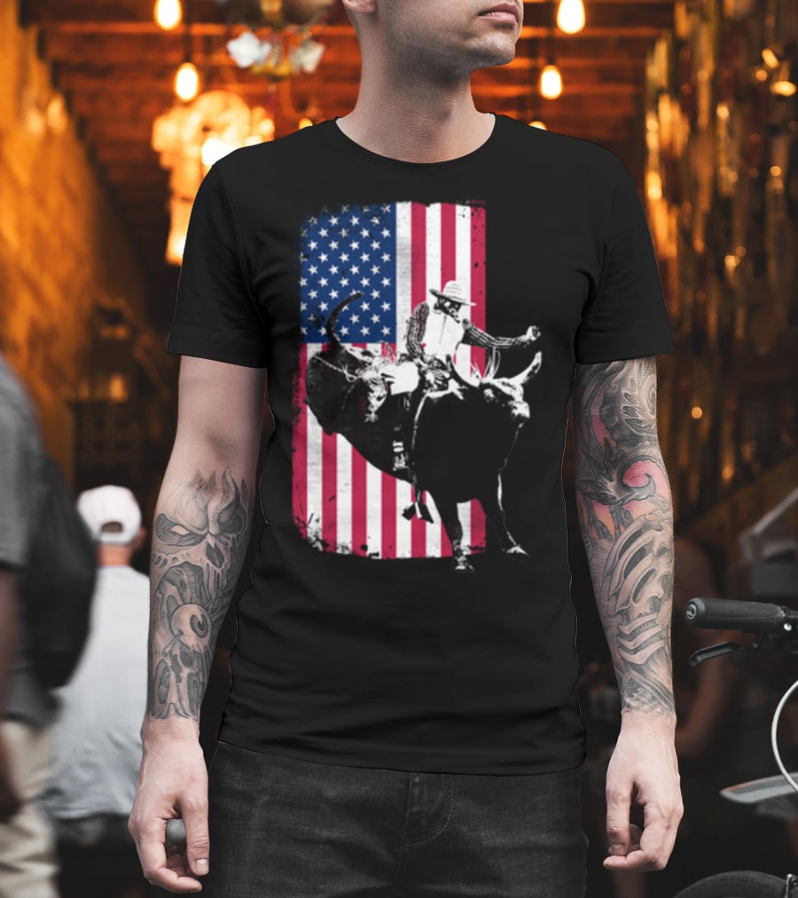 Rodeo Bull Rider American Flag Cowboy Patriot T-Shirt