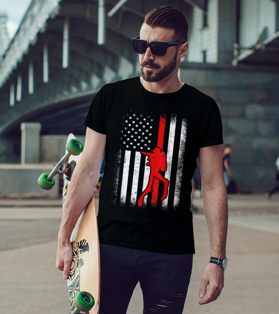 USA American Flag Red White Vintage Scuba Diving Iconic T-Shirt