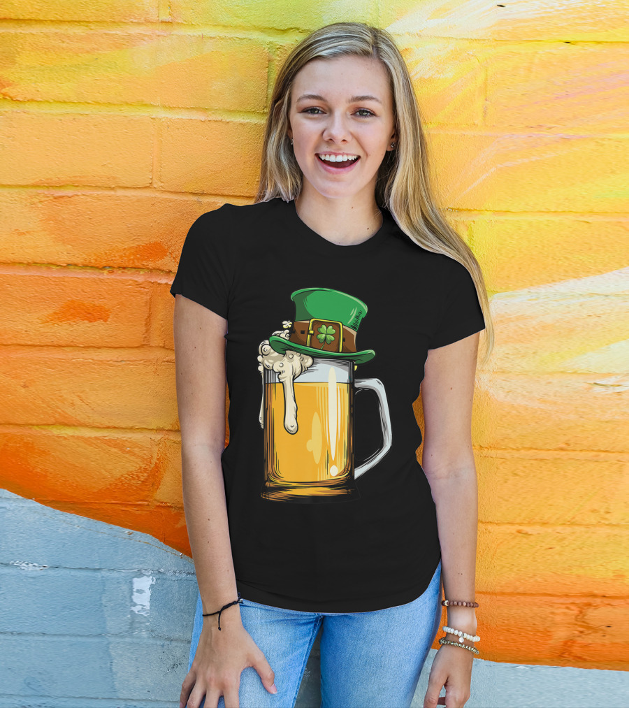 Leprechaun Hat Overflowing Beer Mug With Shamrock Foam T-Shirt