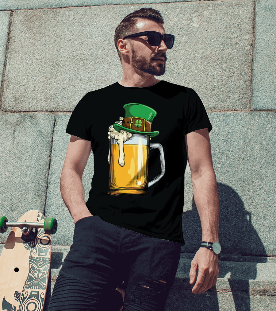 Leprechaun Hat Overflowing Beer Mug With Shamrock Foam T-Shirt