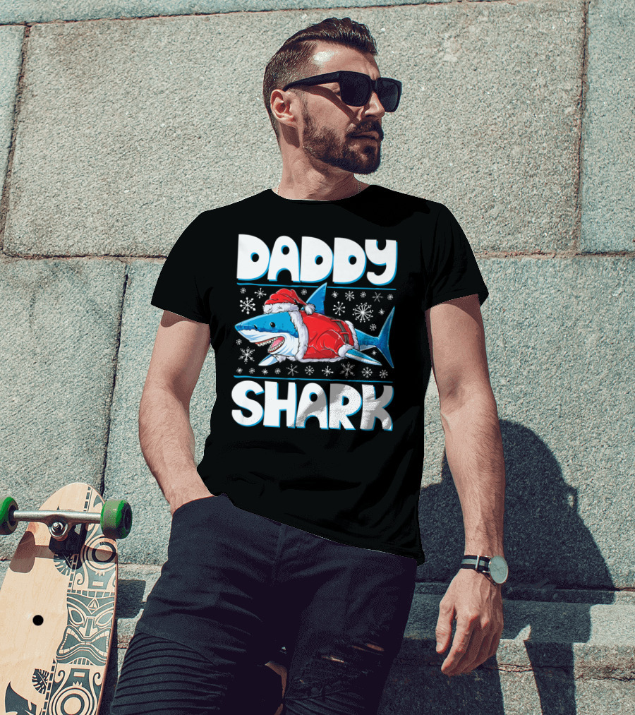 Daddy Shark Santa Christmas Snowflakes T-Shirt