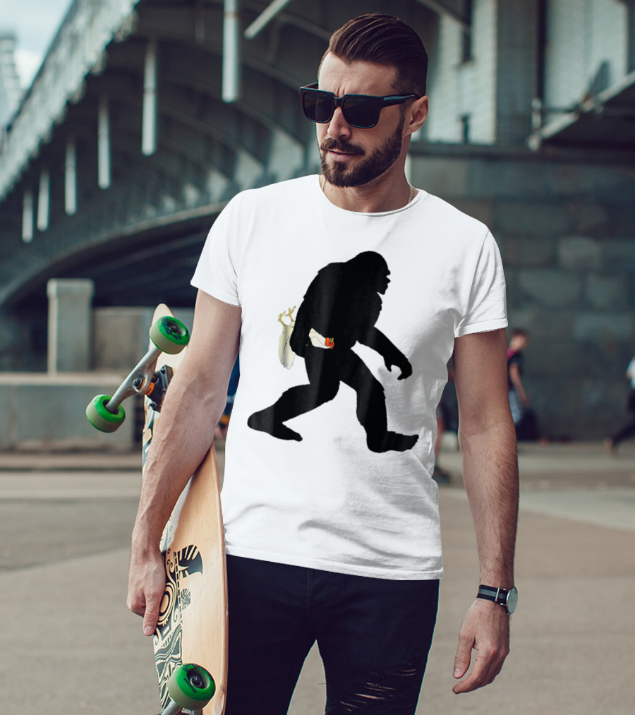 Funny Bigfoot Sasquatch Carrying Chicken Boys T-Shirt