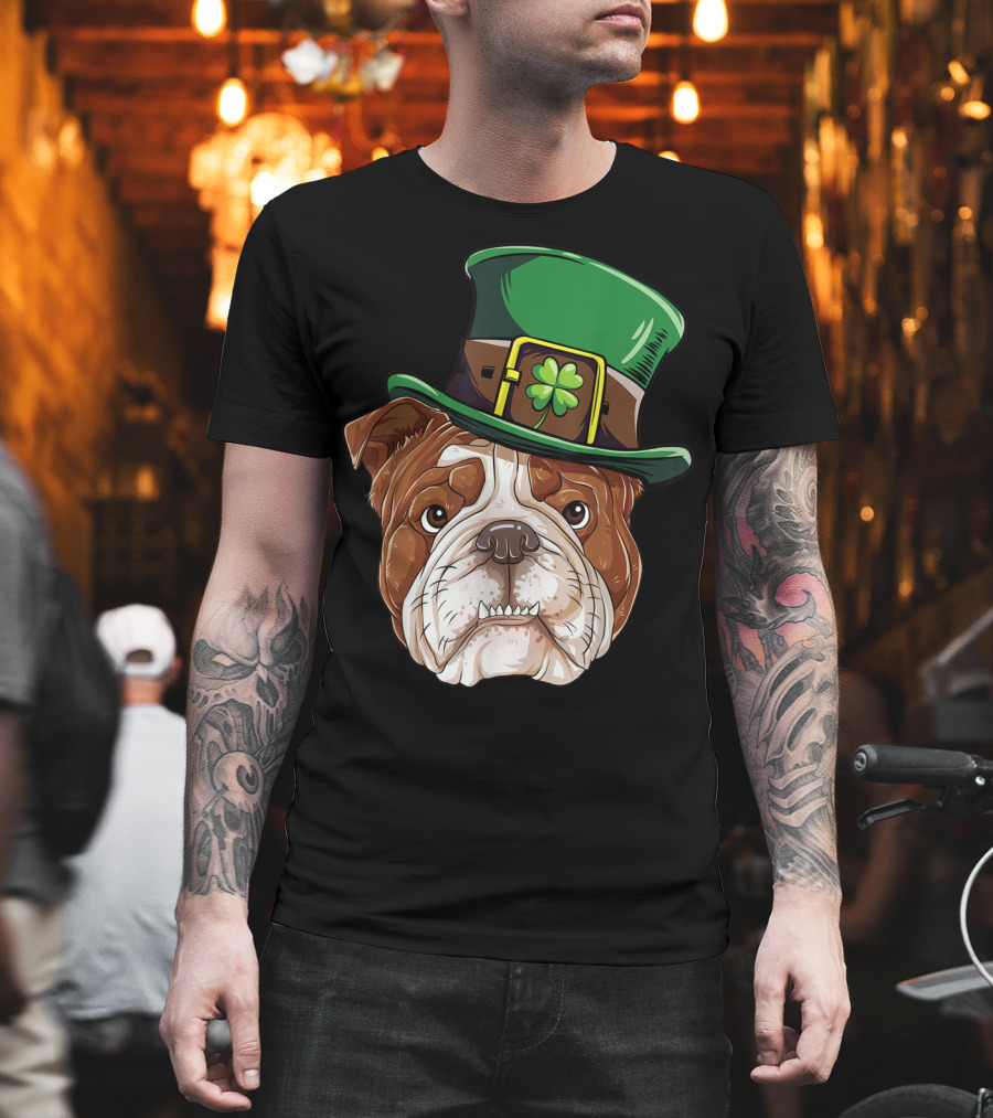 English Bulldog Wearing Leprechaun Hat St Patricks Day Dog T-Shirt